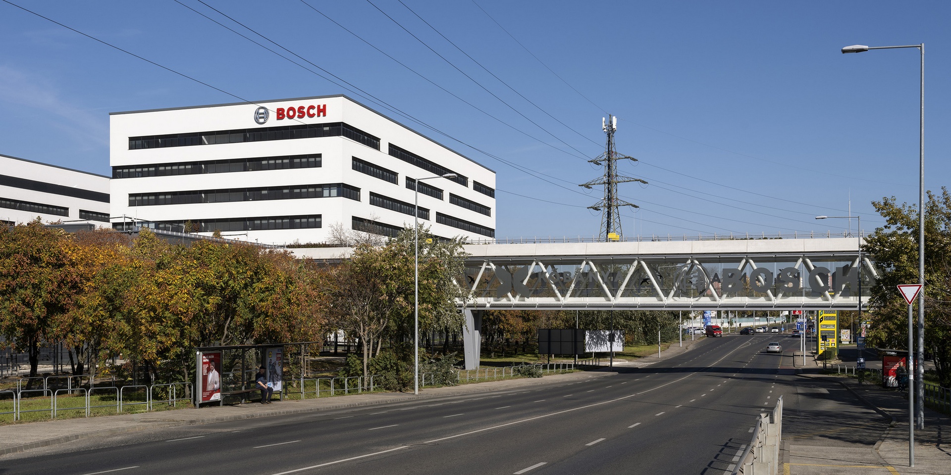 Bujnovszky Tamás - Bosch Campus gyalogoshíd, Budapest - 2023