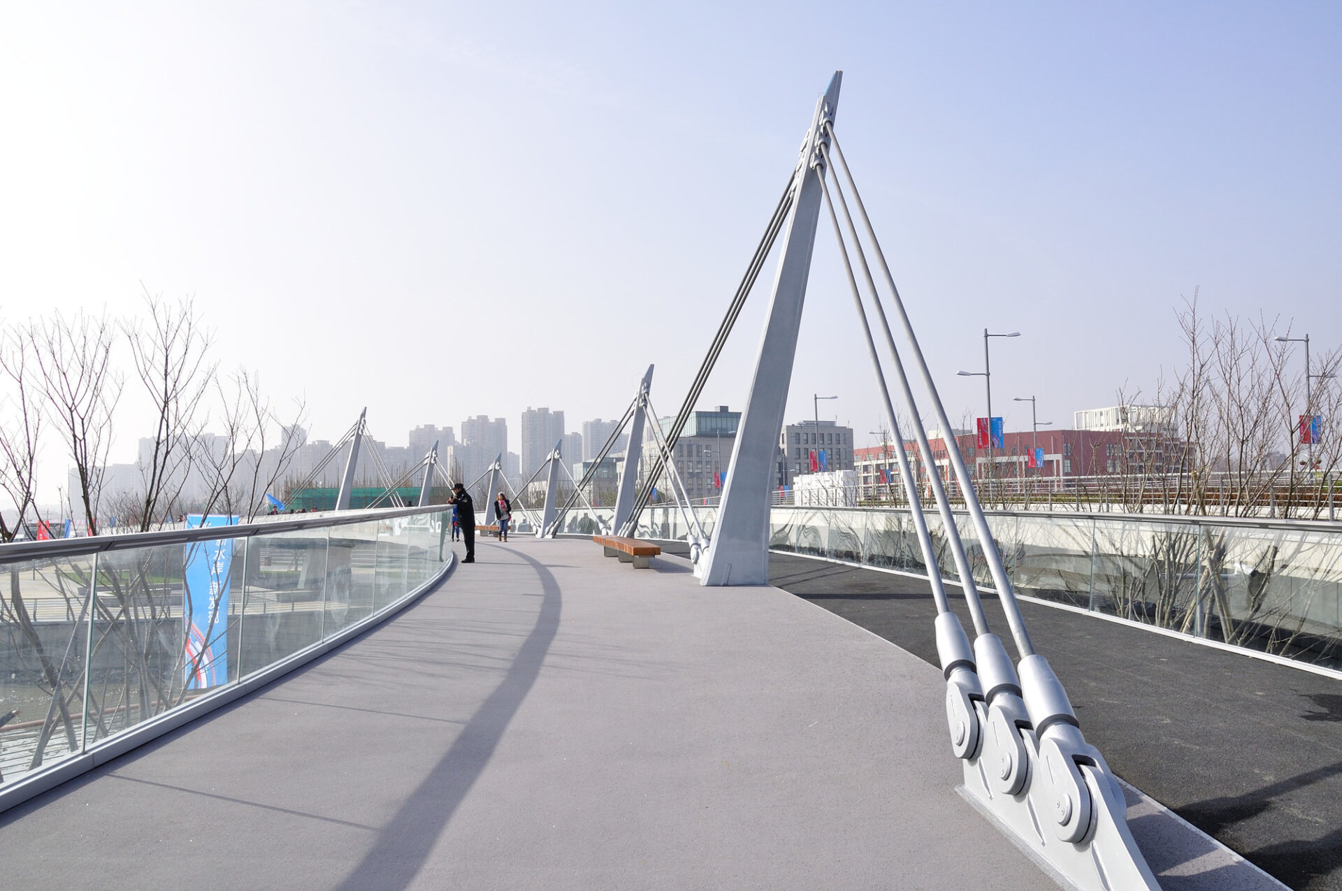 David Sommer - Zhangjiatang Bridge, Shanghai, Kína