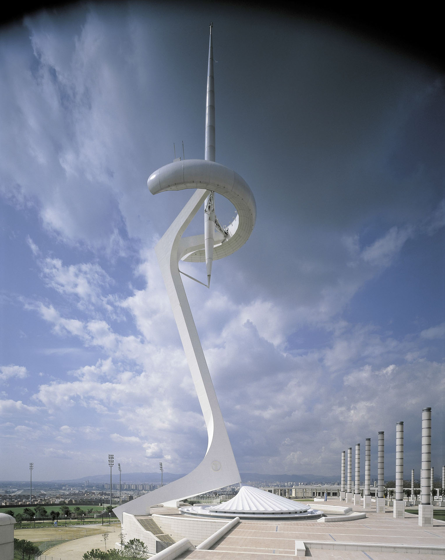 Ismeretlen szerző - Calatrava.com - Montjuic Communications Tower, Barcelona