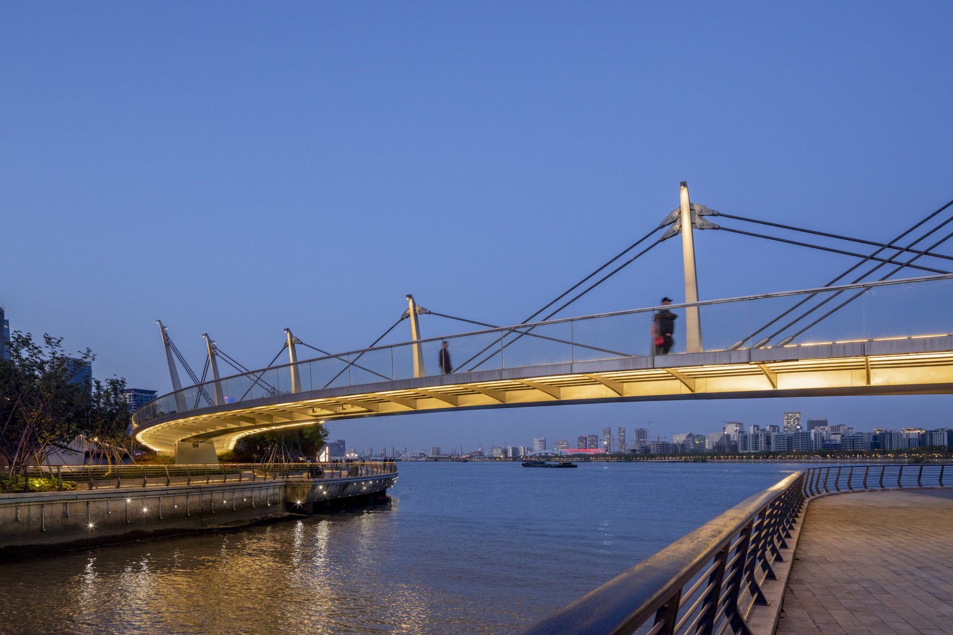 David Sommer - Zhangjiatang Bridge, Shanghai, Kína