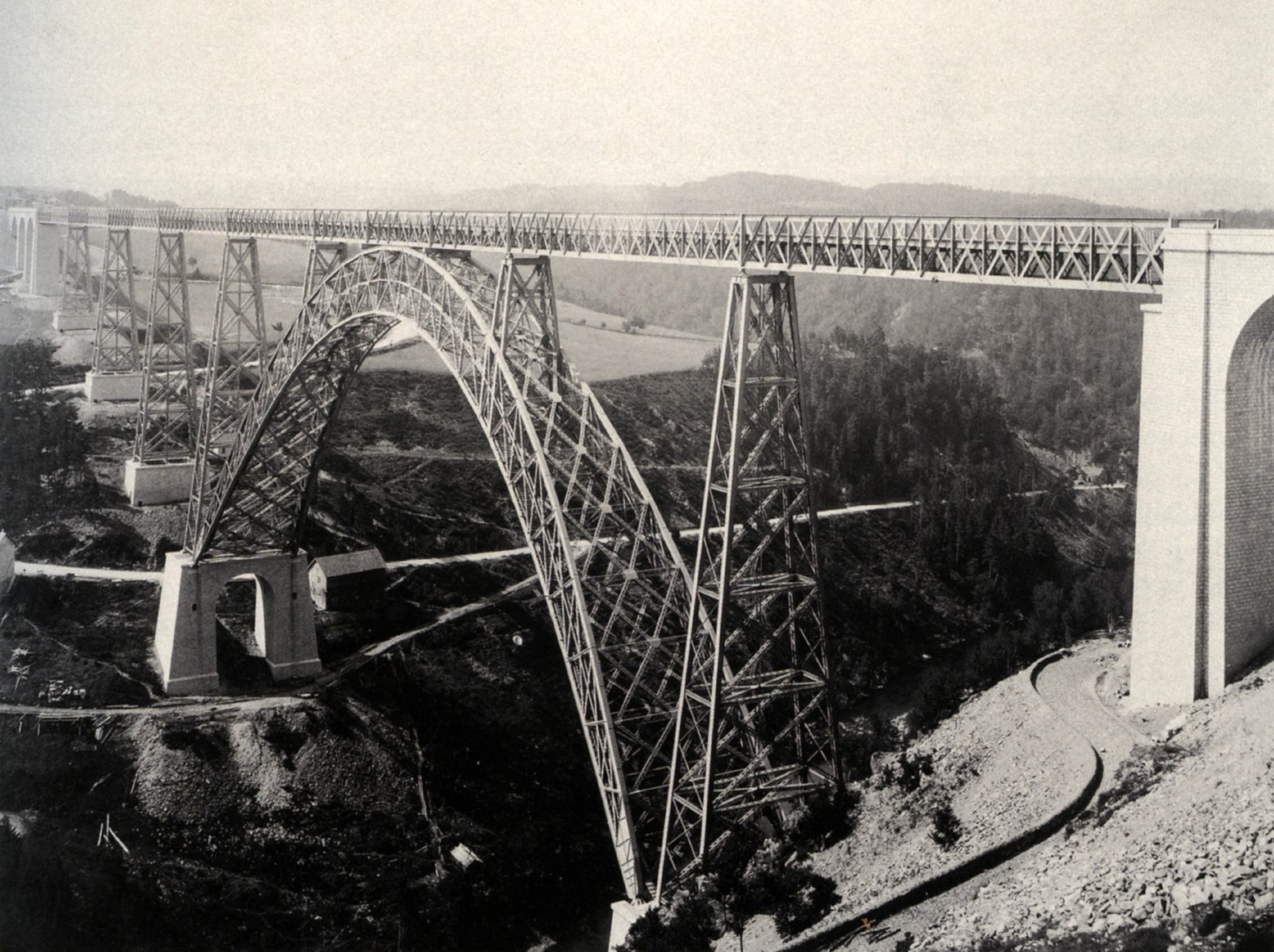 Ismeretlen szerző - Gustave Eiffel: Le Viaduc de Garabit